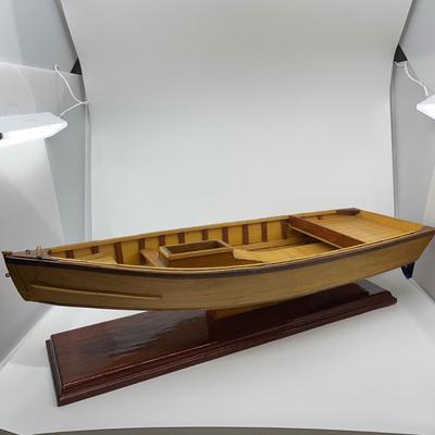 N400 Regina Yacht Billing Wooden Boat Model