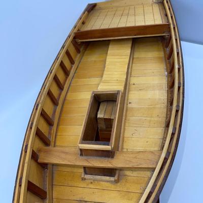 N400 Regina Yacht Billing Wooden Boat Model