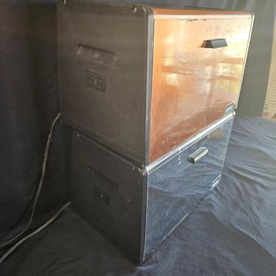 Pair of Electric Brisker Boxes (K-DW)