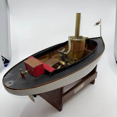 N402 The Fantail Launch II 1984 Vintage Boat Model