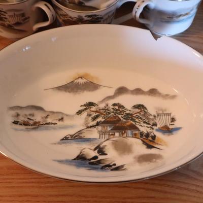 Vintage Wildlife China Set - 52 Pieces