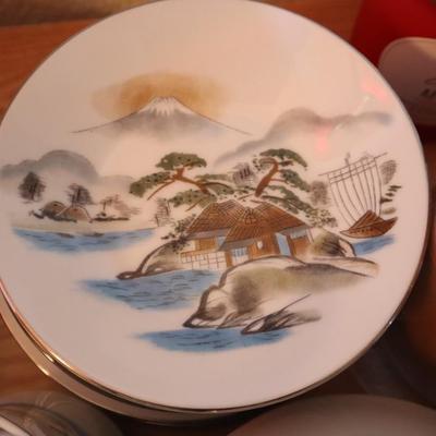 Vintage Wildlife China Set - 52 Pieces