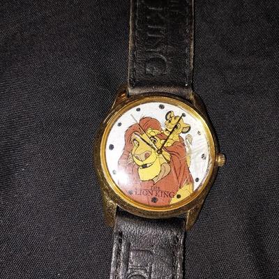 WINNIE THE POOH-LION KING-ELMO WATCHES WITH LEATHER BANDS