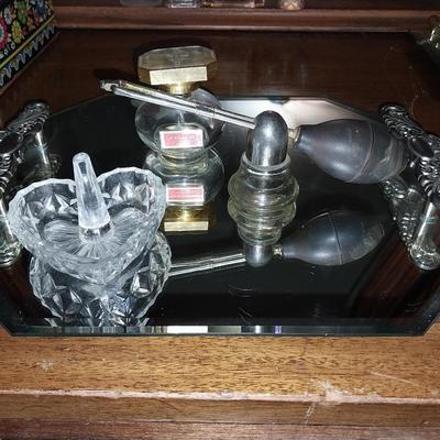VINTAGE DEVILBISS ATOMIZOR-COACH PURFUME-CRYSTAL RING HOLDER AND MIRROR VANITY TRAY