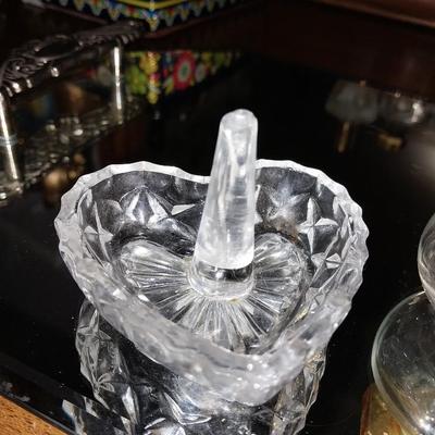 VINTAGE DEVILBISS ATOMIZOR-COACH PURFUME-CRYSTAL RING HOLDER AND MIRROR VANITY TRAY