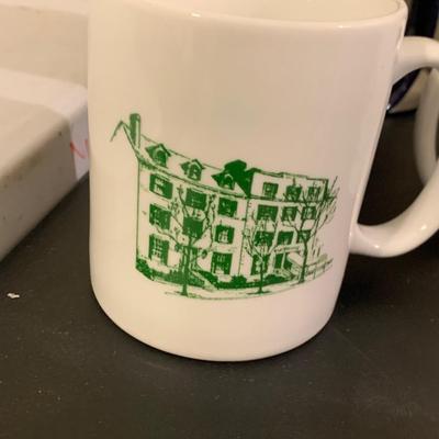 White House Blair House Royals Distillery Coffee Mugs Collectibles Lot