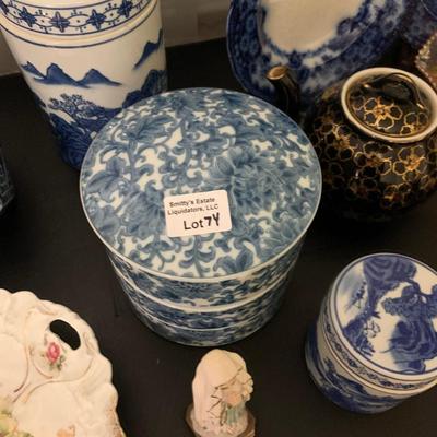 Large Pottery Lot Asian Flow Blue +++