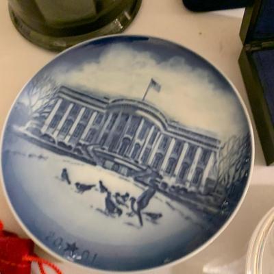 Large Reagan / White House Collectibles Lot