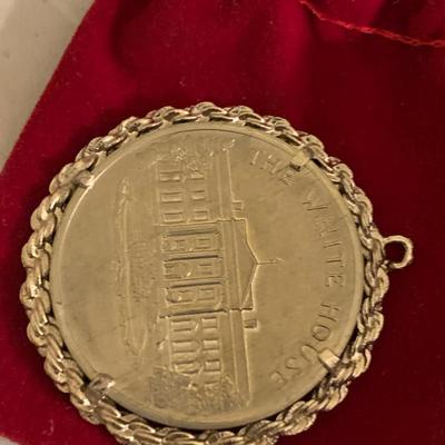 Large Reagan / White House Collectibles Lot