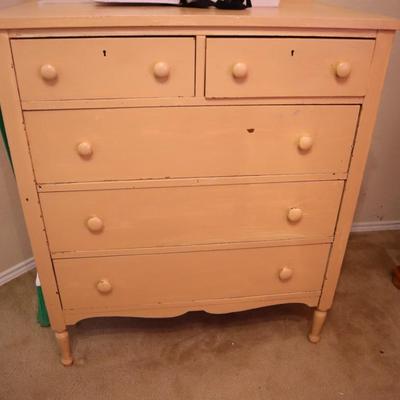 Timeless Vintage Chest of Drawers