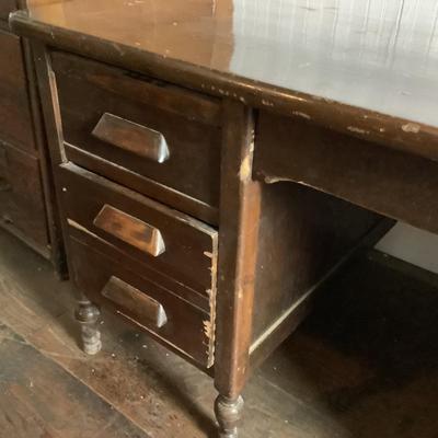 335 Vintage Industrial Large Heavy Wooden Desk