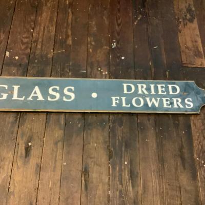 344 Depression Glass Dried Flowers Wooden Sign