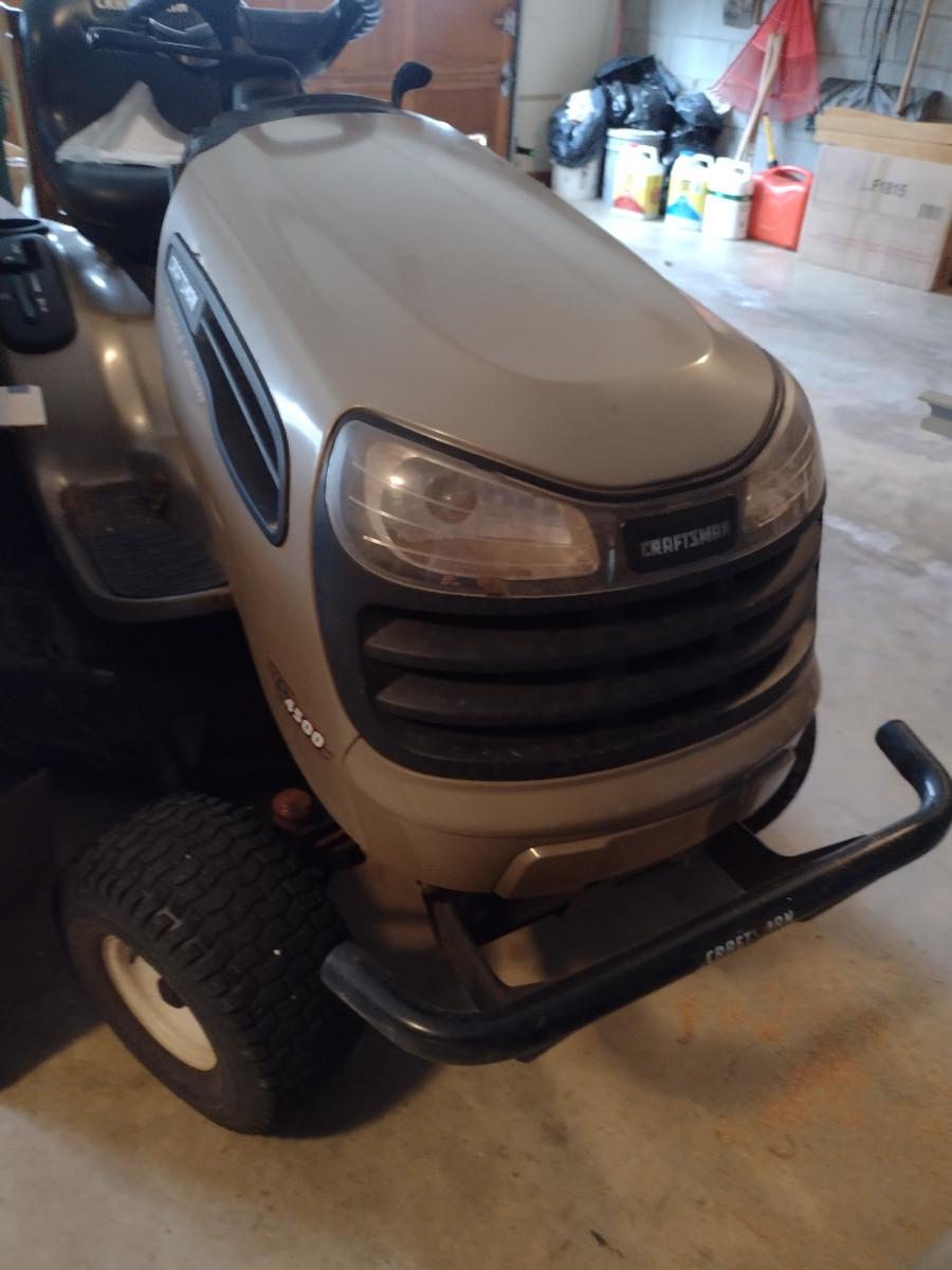 Craftsman Lawn Tractor YS 4500 In Working Order 22 HP, 42" Mowing