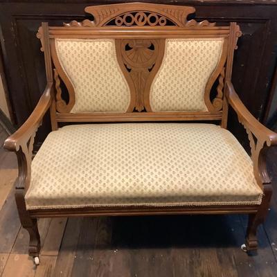 345 Antique Victorian Walnut Love Seat
