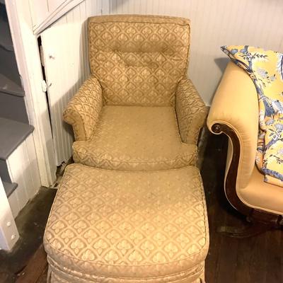 351 Vintage Tufted Upholstered Armchair and Ottoman with Fleur di lis Pattern
