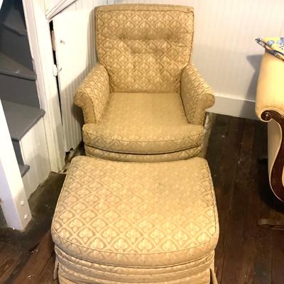 351 Vintage Tufted Upholstered Armchair and Ottoman with Fleur di lis Pattern