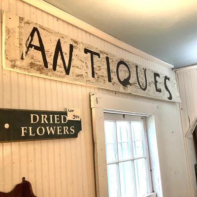 354 Vintage Primitive Style Wooden "Antiques" Sign