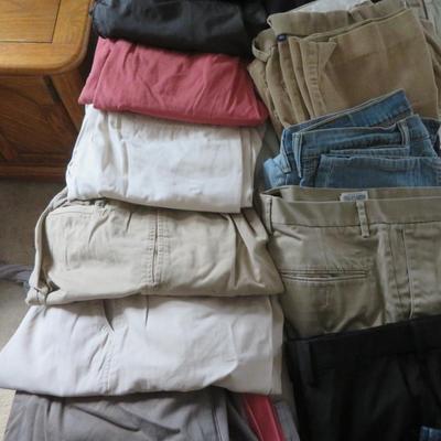 Women's Clothing Bulk Lot - Pants and Shorts