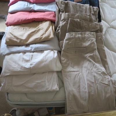 Women's Clothing Bulk Lot - Pants and Shorts