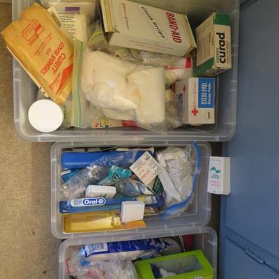 Bathroom & Self Care Supply Lot - AllSeen In Photos - Variety Of New Sealed Items & Partialy Used