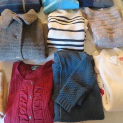 Women's Sweaters & Sweatshirts - Bulk Lot