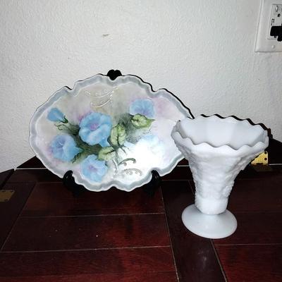 MILK GLASS VASE AND VINTAGE HAND PAINTED TRAY