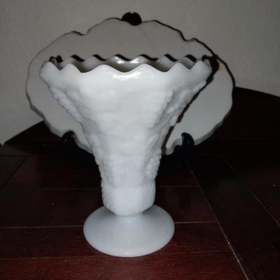 MILK GLASS VASE AND VINTAGE HAND PAINTED TRAY