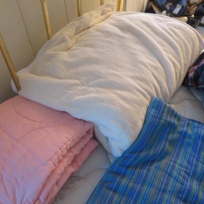 Bulk Lot of Blankets