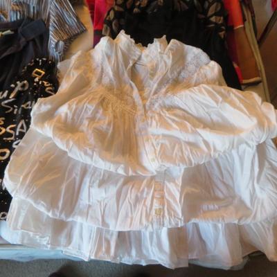Bulk Lot of Women's Short Sleeve Tops