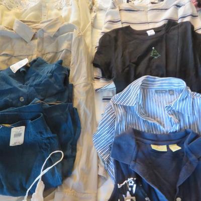 Bulk Lot of Women's Short Sleeve Tops
