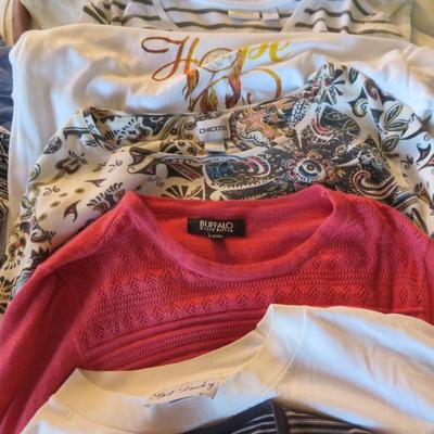 Women's Short Sleeve Tops - Bulk Lot