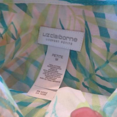 Women's Short Sleeve Tops - Bulk Lot