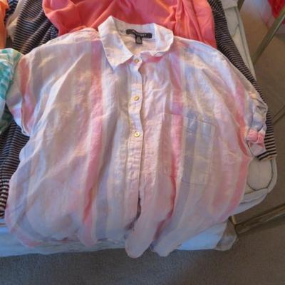 Women's Short Sleeve Tops - Bulk Lot