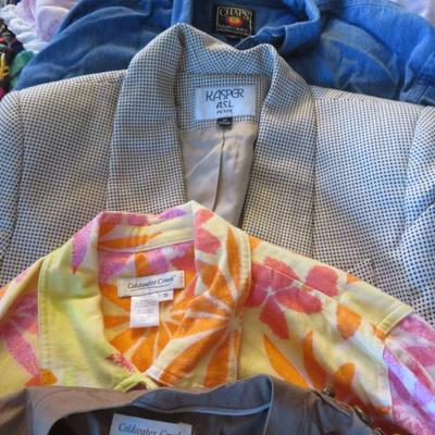 Women's Clothing - Misc Bulk Lot