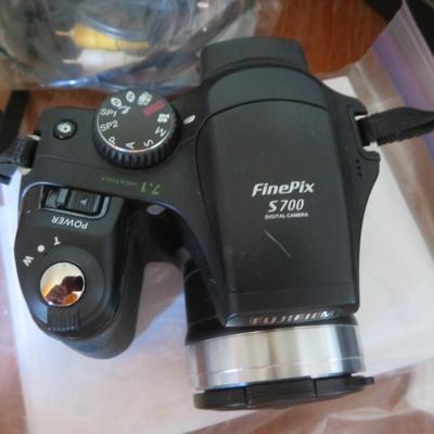 Estate Camera Lot- All Seen In Photos