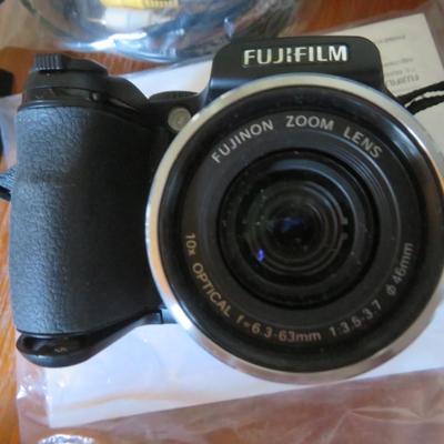 Estate Camera Lot- All Seen In Photos