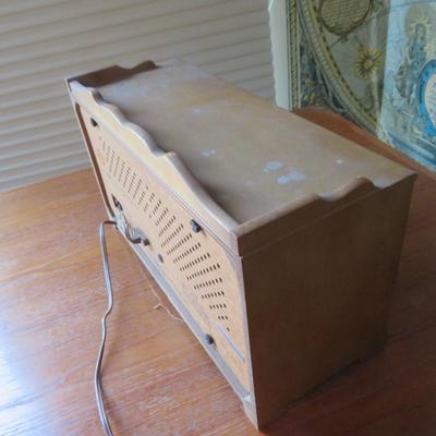 JVC Solid State - FM-AM 2 Speaker FT-264 (Japan 516)