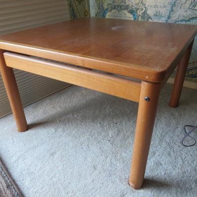 Vintage End Table / Coffee Table - as Seen