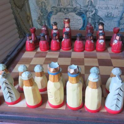 Hand Crafted Large Wooden Chess Set Swords & Shields Red & Blue 20" - Missing the blue Queen