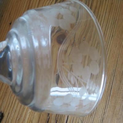 8 ANTIQUE WINE GLASSES 5 7/8" Tall Delicate Pressed Glass with Etched Floral Design and Stacked Cube Stems Elegant Dining