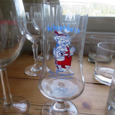 Table lot of stem ware / Barware