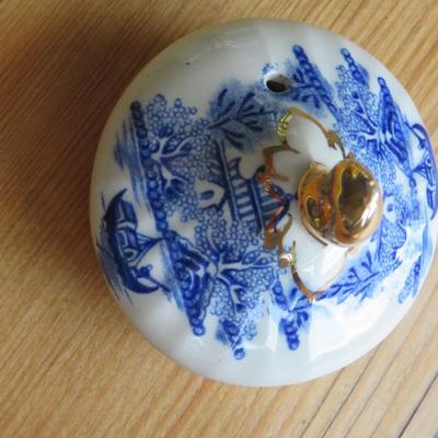 Sadler Teapot Made in England Elegant Blue Oriental Design on White Background Gold gilded