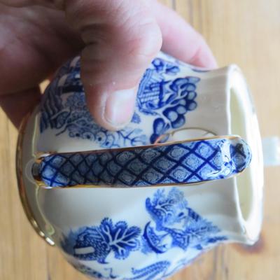 Sadler Teapot Made in England Elegant Blue Oriental Design on White Background Gold gilded