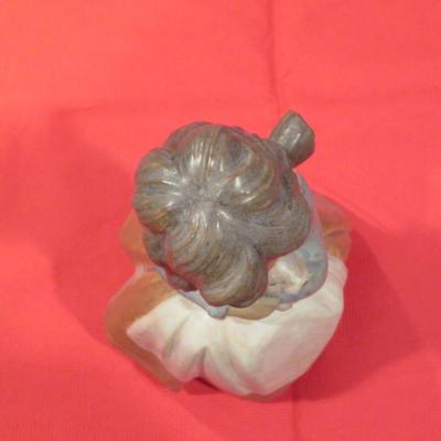 Lladro figurine Tenderness, Girl with Bunny Rabbit, 8"