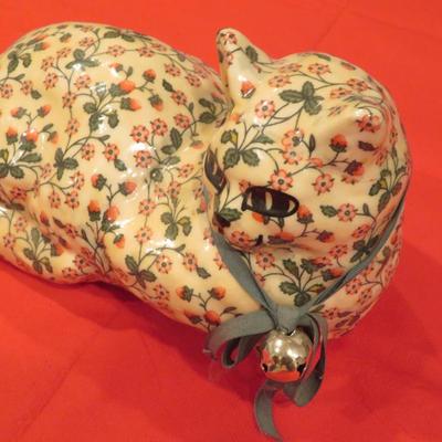 CHARMING PORCELAIN FLORAL PATCHWORK DESIGN CAT FIGURINE