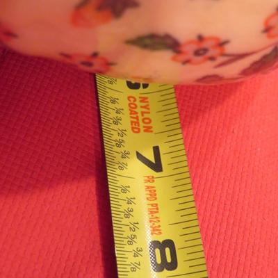 CHARMING PORCELAIN FLORAL PATCHWORK DESIGN CAT FIGURINE