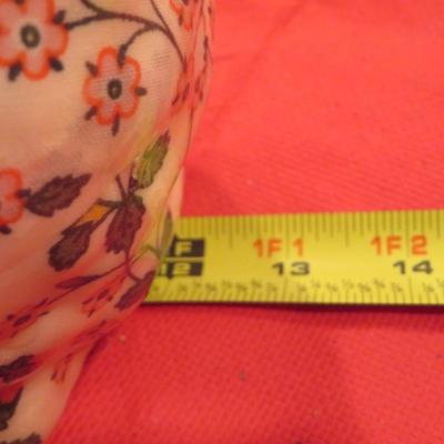 CHARMING PORCELAIN FLORAL PATCHWORK DESIGN CAT FIGURINE