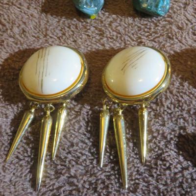 Estate Jewelry Clip Back Earrings - Lot of 13 Pair - GEORGIAU