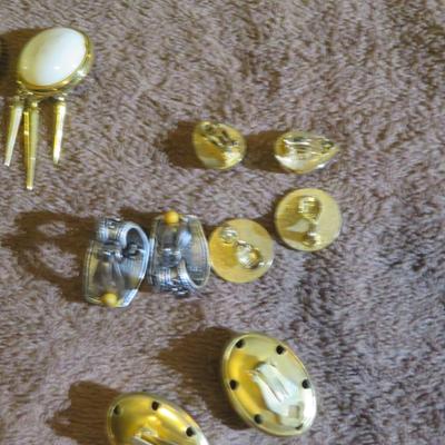 Estate Jewelry Clip Back Earrings - Lot of 13 Pair - GEORGIAU