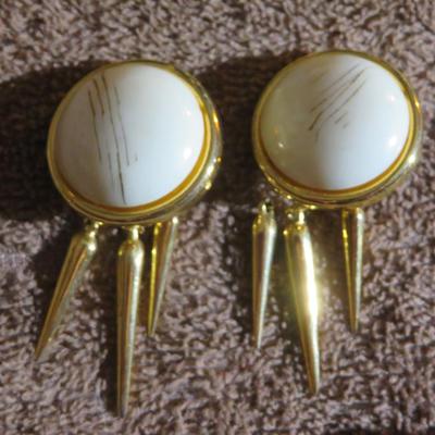 Estate Jewelry Clip Back Earrings - Lot of 13 Pair - GEORGIAU